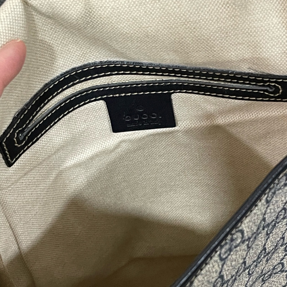 MEN GUCCI MONOGRAM SIDE BAG - Picture 4 of 8